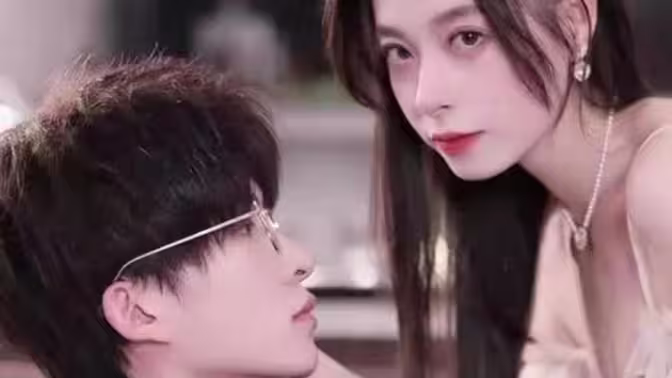 離婚后，夫人成了千億大佬(全集)