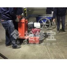 地下停車(chē)場(chǎng)地坪基層處理什么快速材料好？